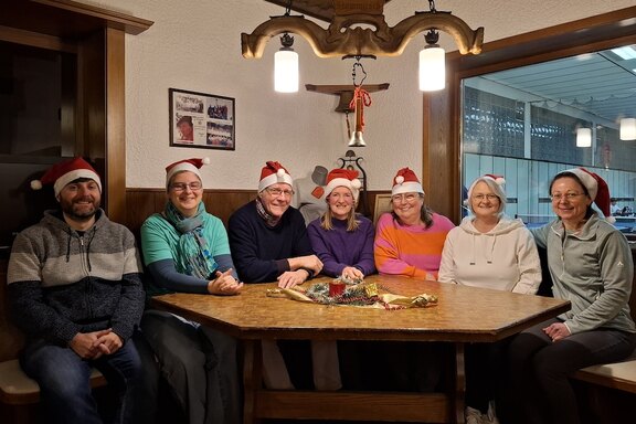 251212_Vereinsvorstand_Weihnachten.jpg 