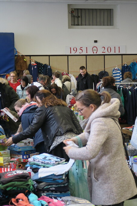 Starker Andrang beim Flohmarkt